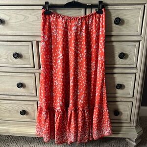 🌸5/25 NWOT Max Studio Butterfly Maxi Skirt Sz Large